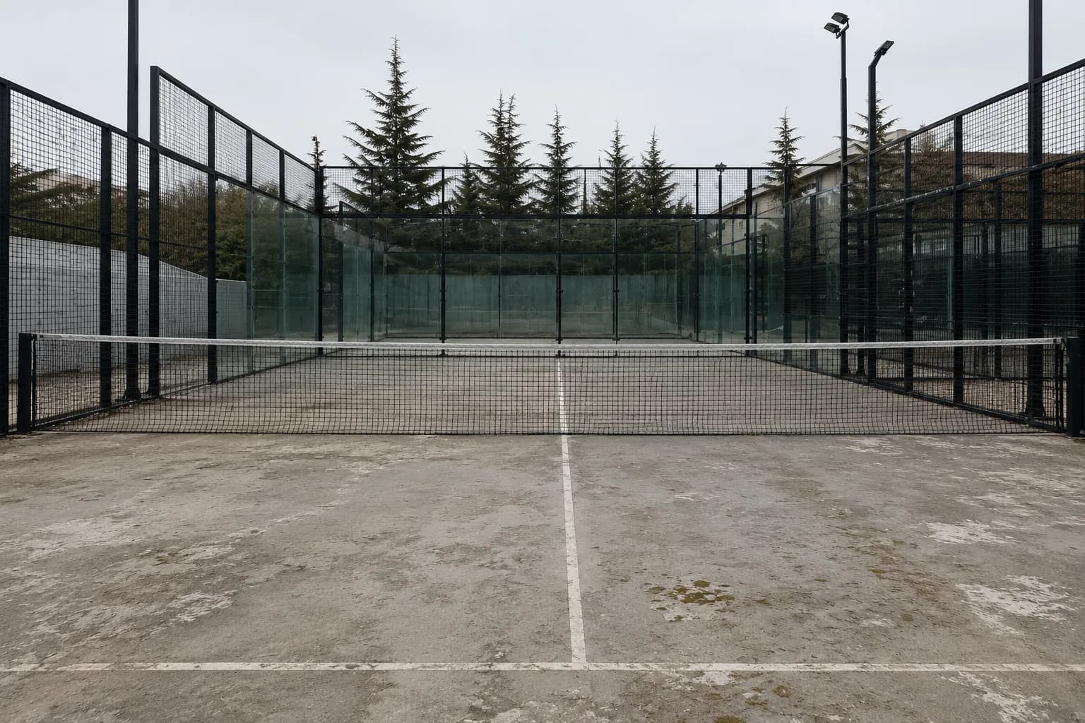 Padel Kortu Zemin Yenileme - Önce